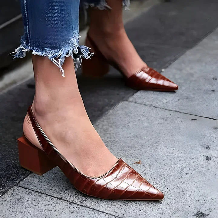 Kendra | Alacsony Sarkú Slingback Cipő
