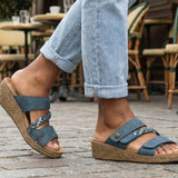 Carrie | Friss elegancia stílusos kékben
