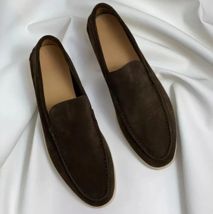 Balázs | Minimalista stílusú, slip-on cipő