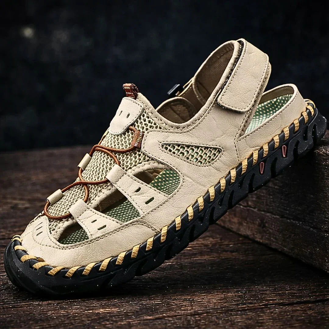 Márk | Zárt orrú férfi szandál