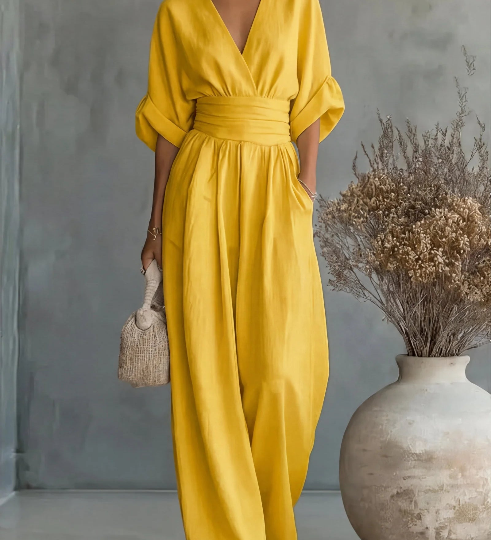 Liliána | Elegáns V-nyakú overál