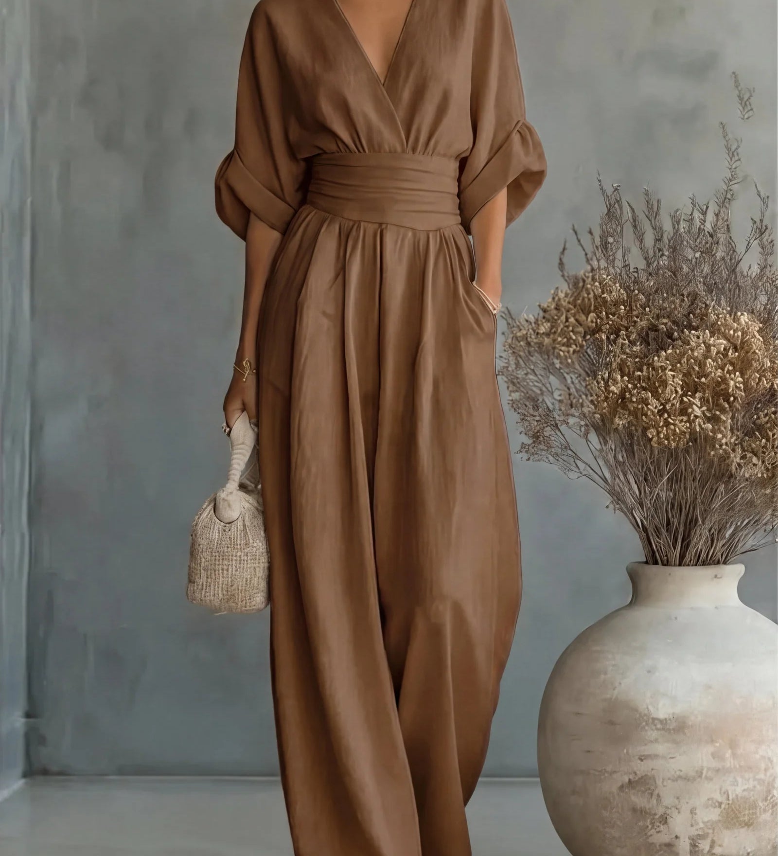 Liliána | Elegáns V-nyakú overál