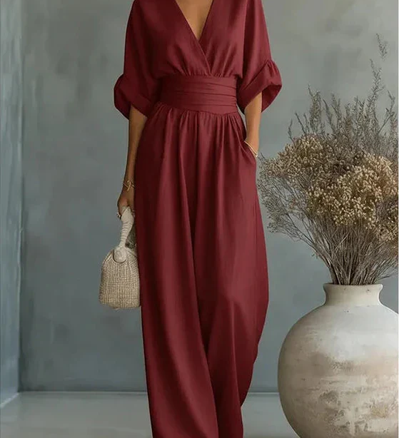 Liliána | Elegáns V-nyakú overál